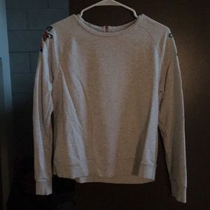 A New Day size M floral sleeve sweatshirt